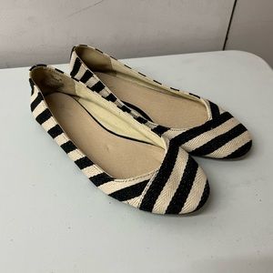 Black and white strip flats size 9